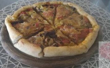 domatesli pizza tarifi nasıl yapılır